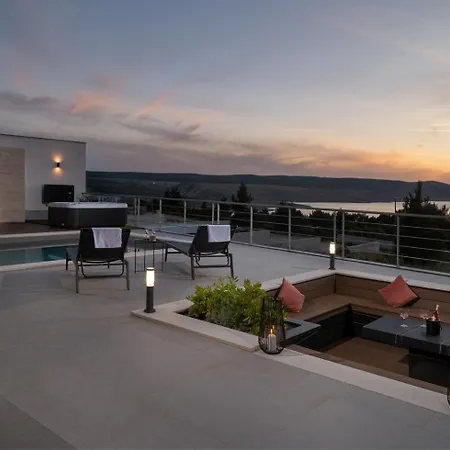 Serenity, Heated Pool, Jacuzzi, Sea View Villa