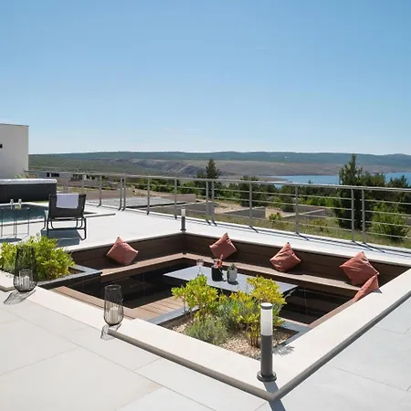 Serenity, Heated Pool, Jacuzzi, Sea View