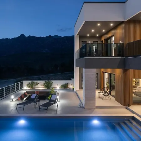 Serenity, Heated Pool, Jacuzzi, Sea View * Maslenica